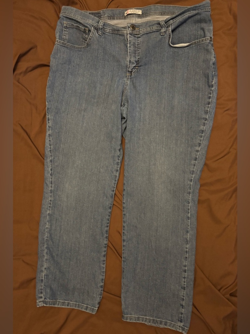 Lee Straight Leg Women’s Jeans in Light Blue Denim